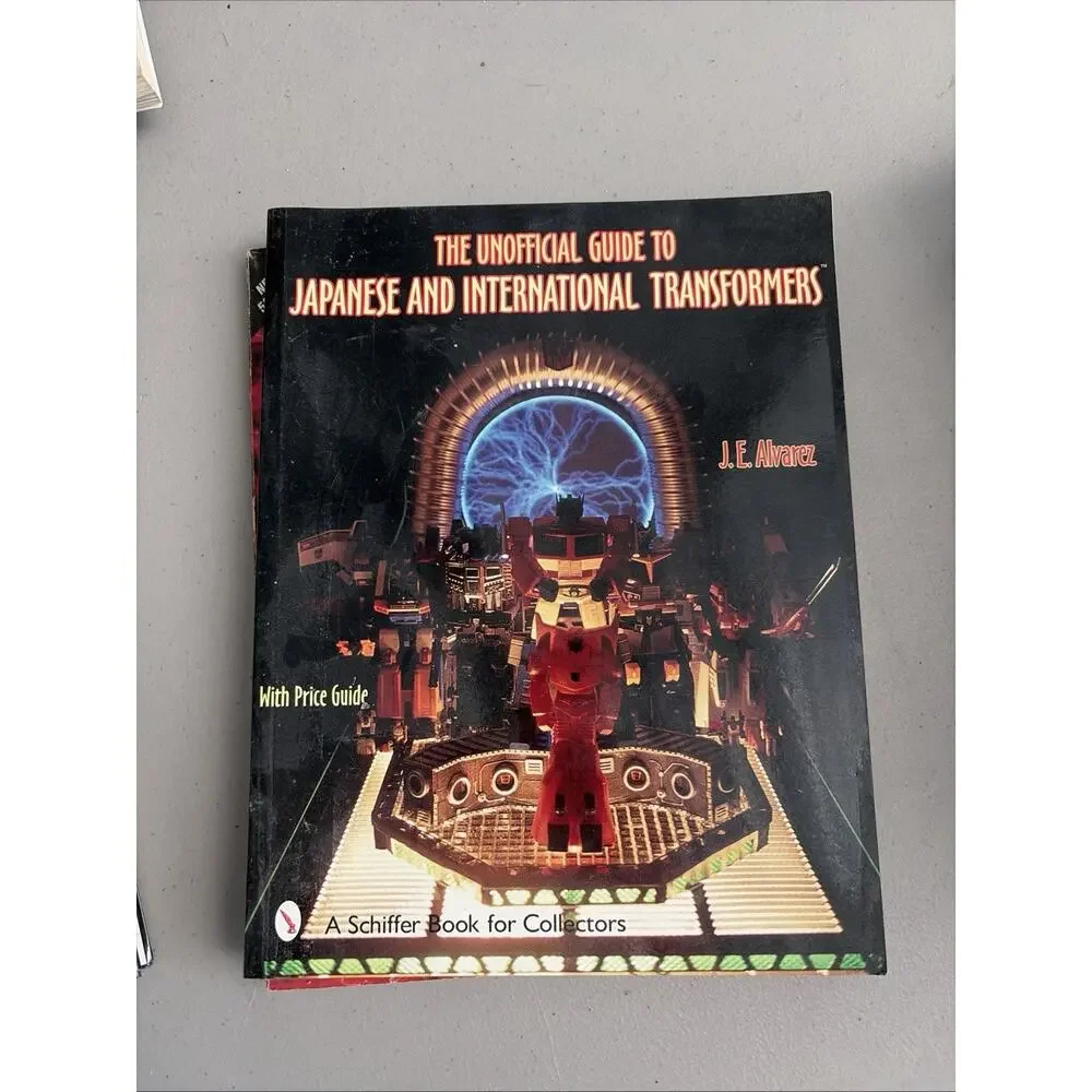 The Unofficial Guide To Japanese And International Transformers S/C Book (2001)